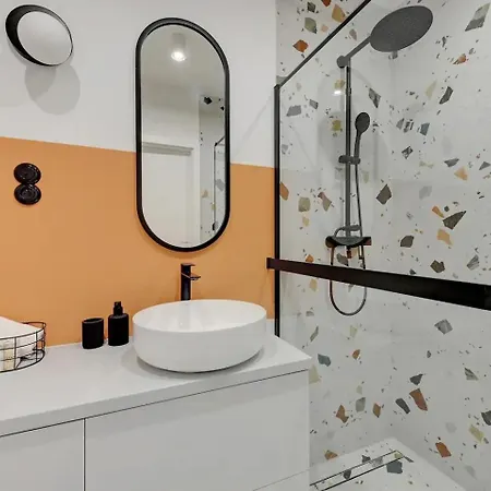 شقة Angielska 134 *